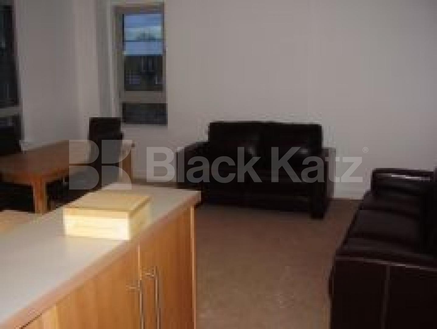 			2 Bedroom, 1 bath, 1 reception Flat			 Caronade Court, HOLLOWAY/ISLINGTON BORDERS N7